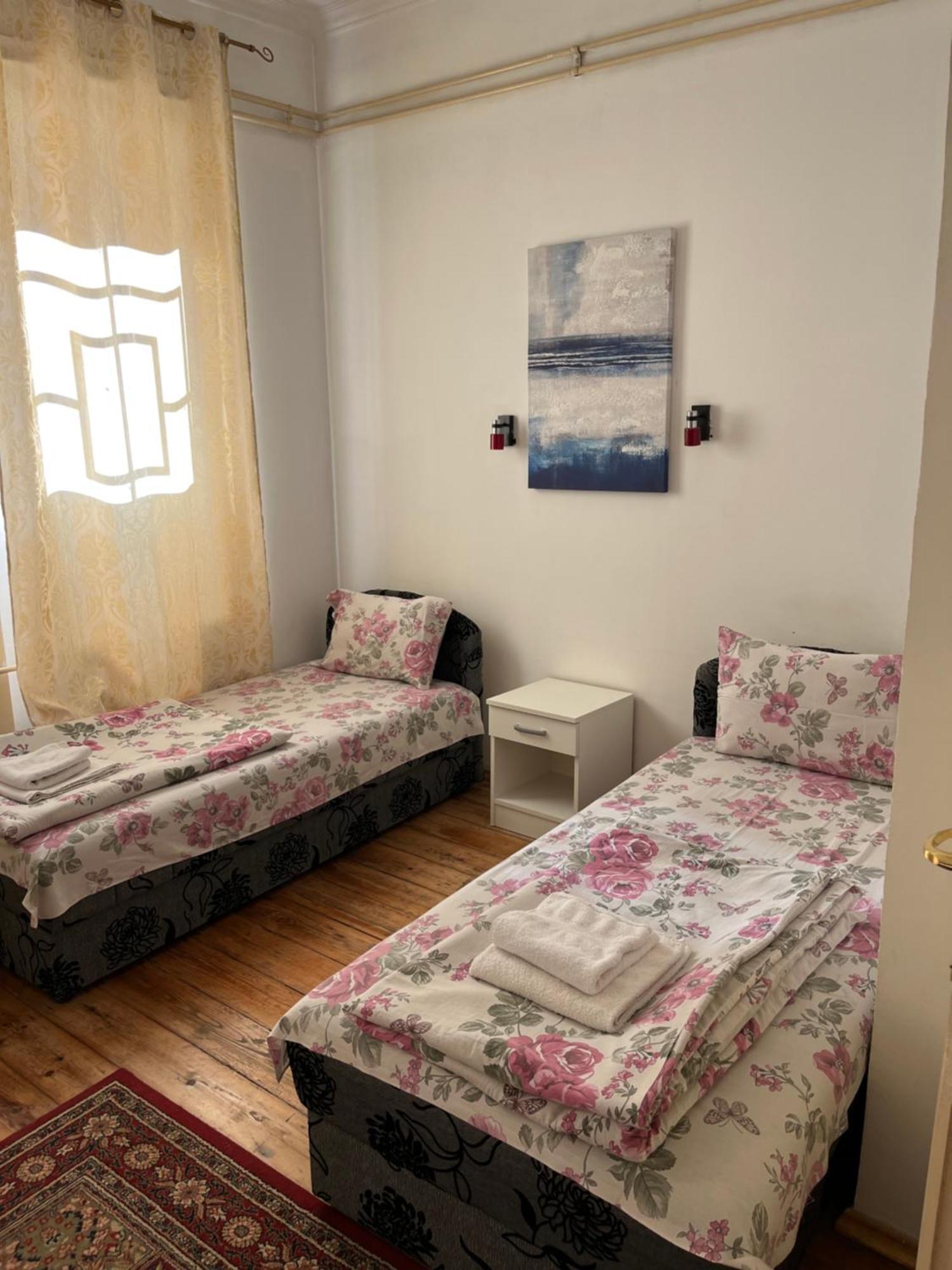 Sobe Sa Sopstvenim Kupatilom Private Rooms Bathroom In Center Novi Sad Eksteriør bilde
