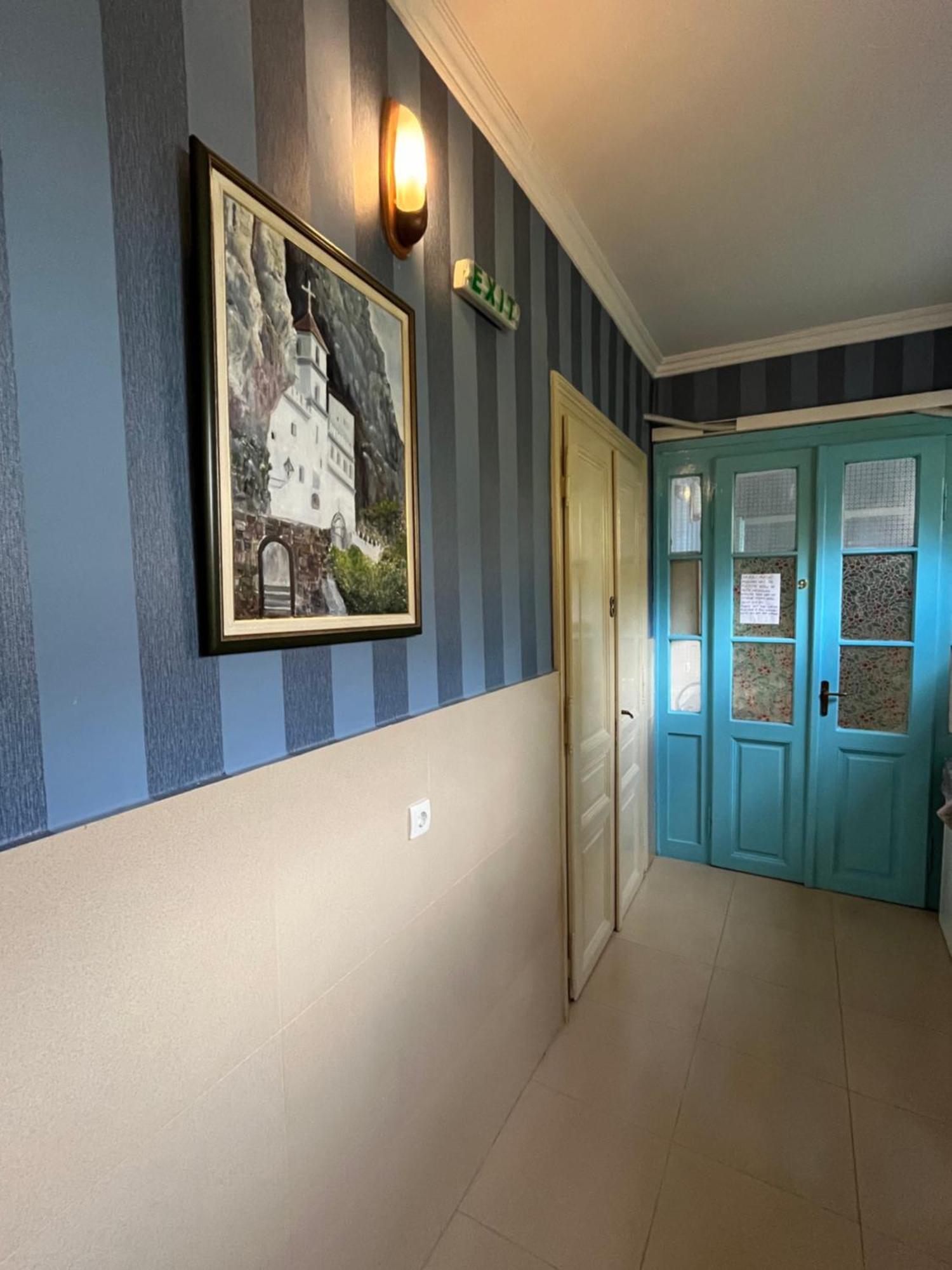 Sobe Sa Sopstvenim Kupatilom Private Rooms Bathroom In Center Novi Sad Eksteriør bilde