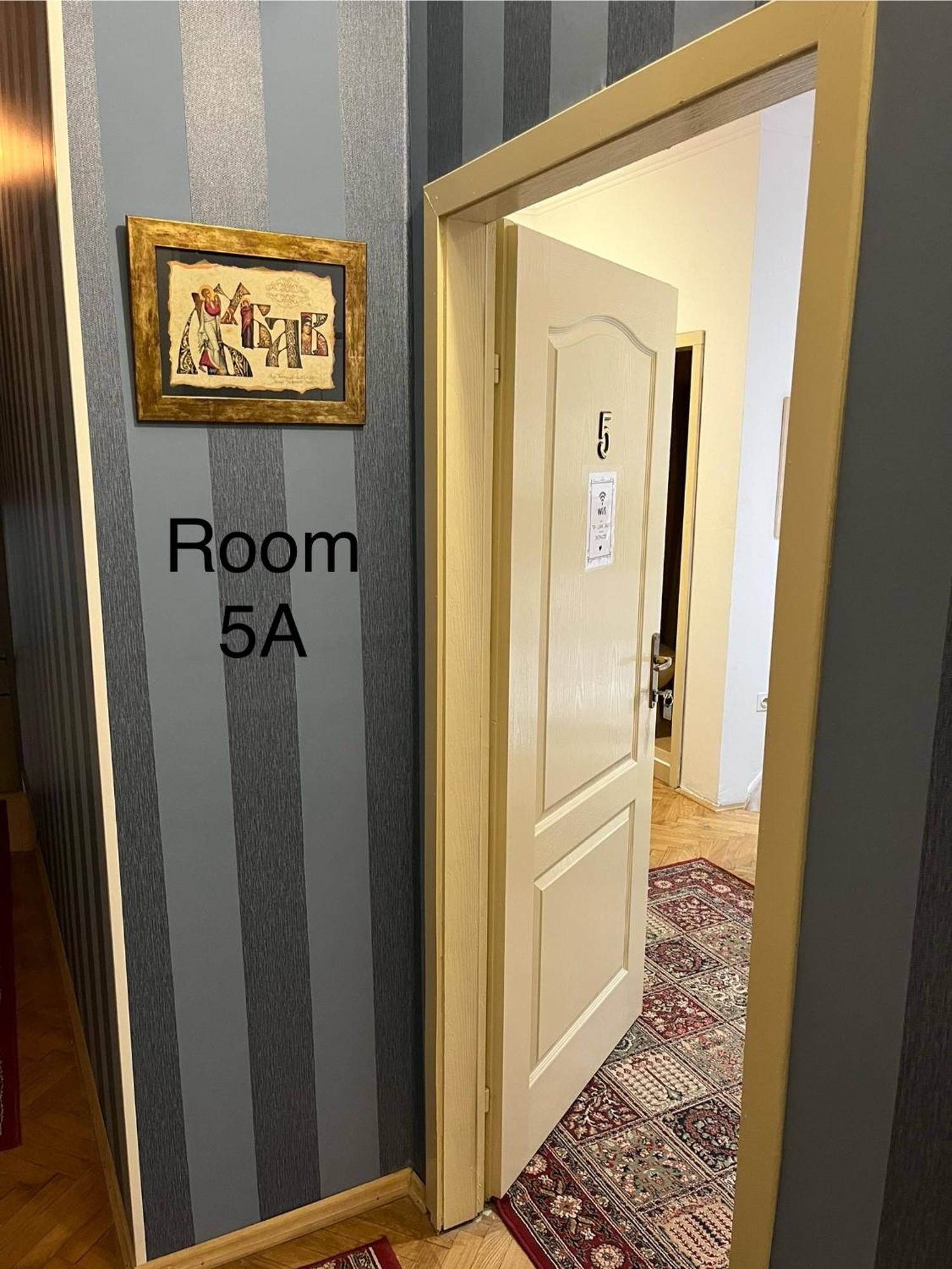 Sobe Sa Sopstvenim Kupatilom Private Rooms Bathroom In Center Novi Sad Eksteriør bilde